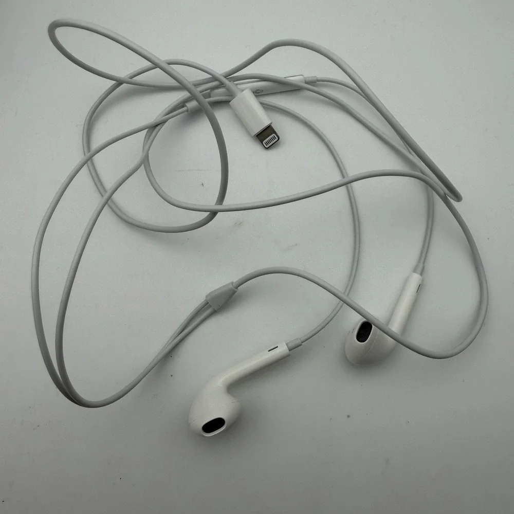 Apple Wired Earpods iPhone 14 13 12 11 iPad Lightning Cable Earbud Headphones